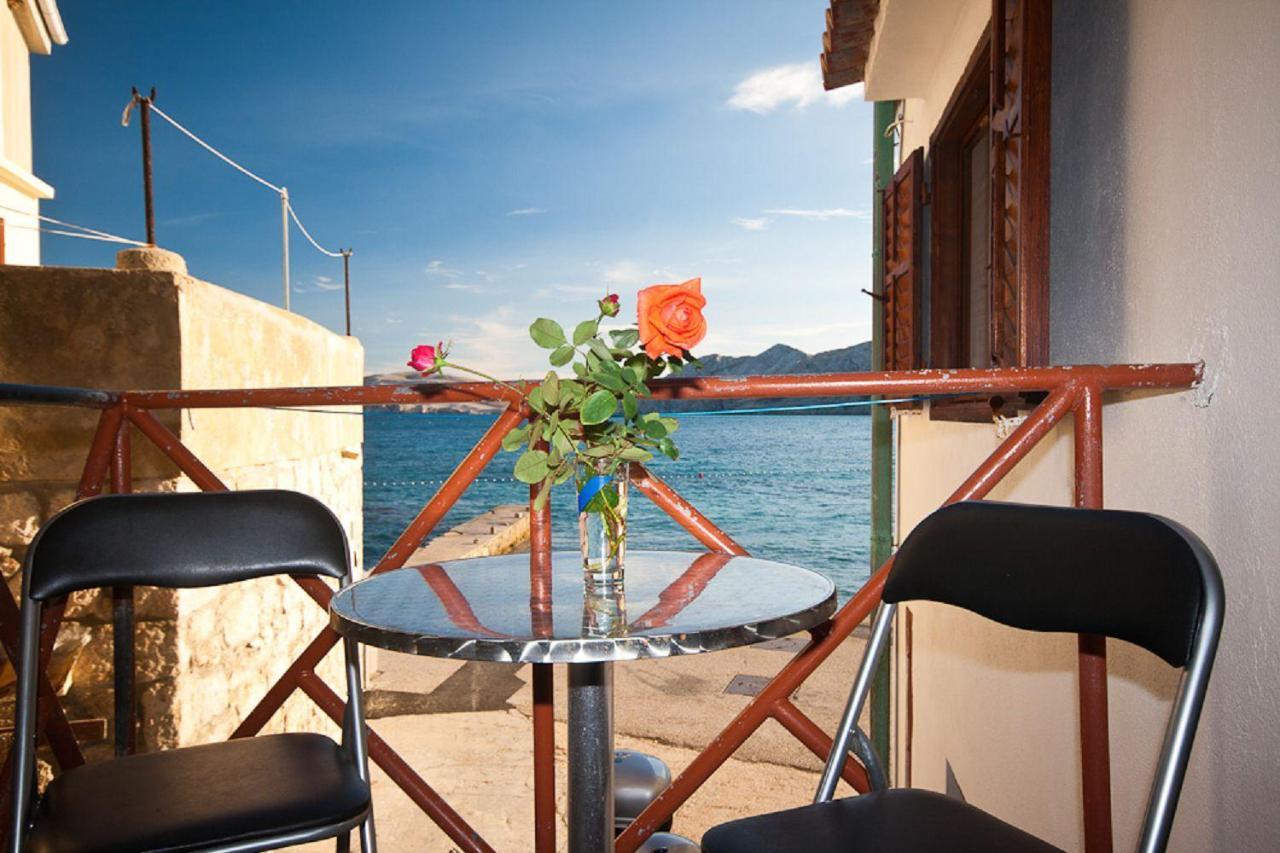 Erste Reihe Zum Meer บัชกา ภายนอก รูปภาพ